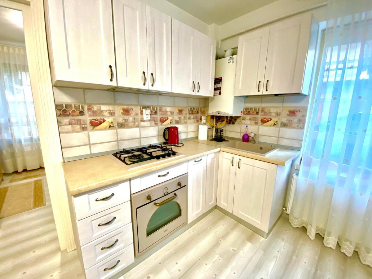 Apartament Sara Apartment Iasi Exterior foto